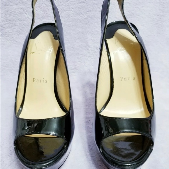 Christian Louboutin - Picture 3 of 5